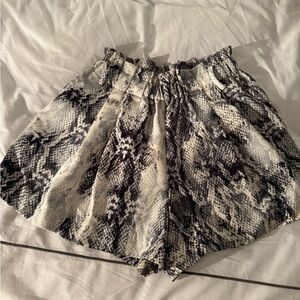 Zara Black and White Snakeskin High Waist Shorts S